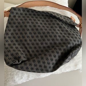 Dooney Bourke
